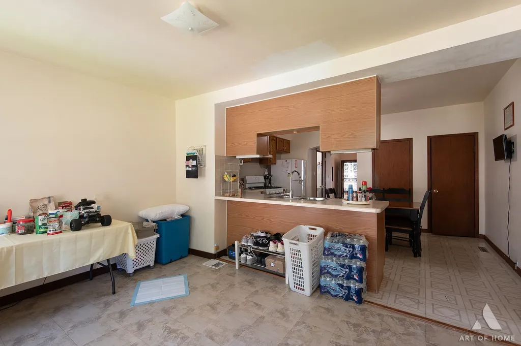 11220 South Langley Avenue Chicago IL 60628