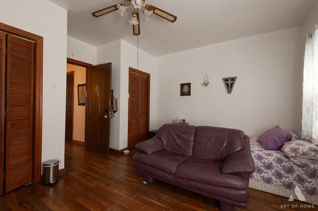 11220 South Langley Avenue Chicago IL 60628