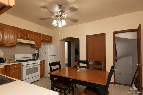 11220 South Langley Avenue Chicago IL 60628