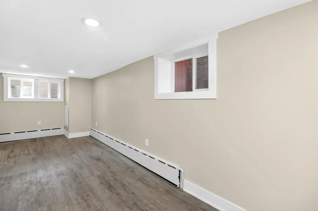2426 North Neva Avenue Chicago IL 60707