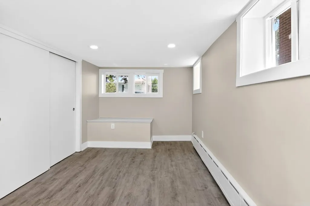 2426 North Neva Avenue Chicago IL 60707