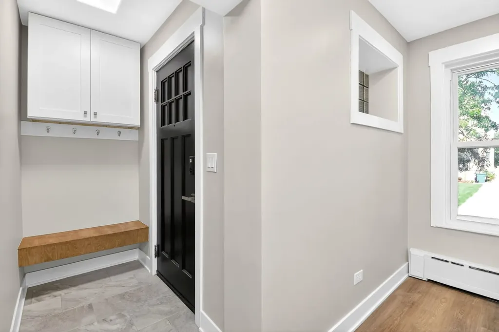 2426 North Neva Avenue Chicago IL 60707