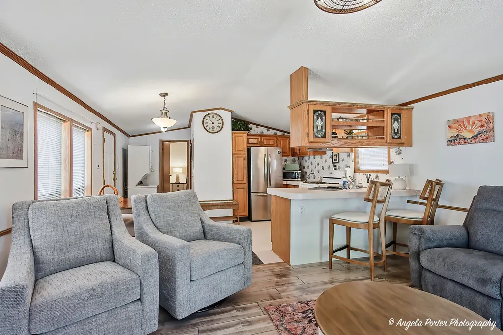 240 Whitney Road Lake Zurich IL 60047