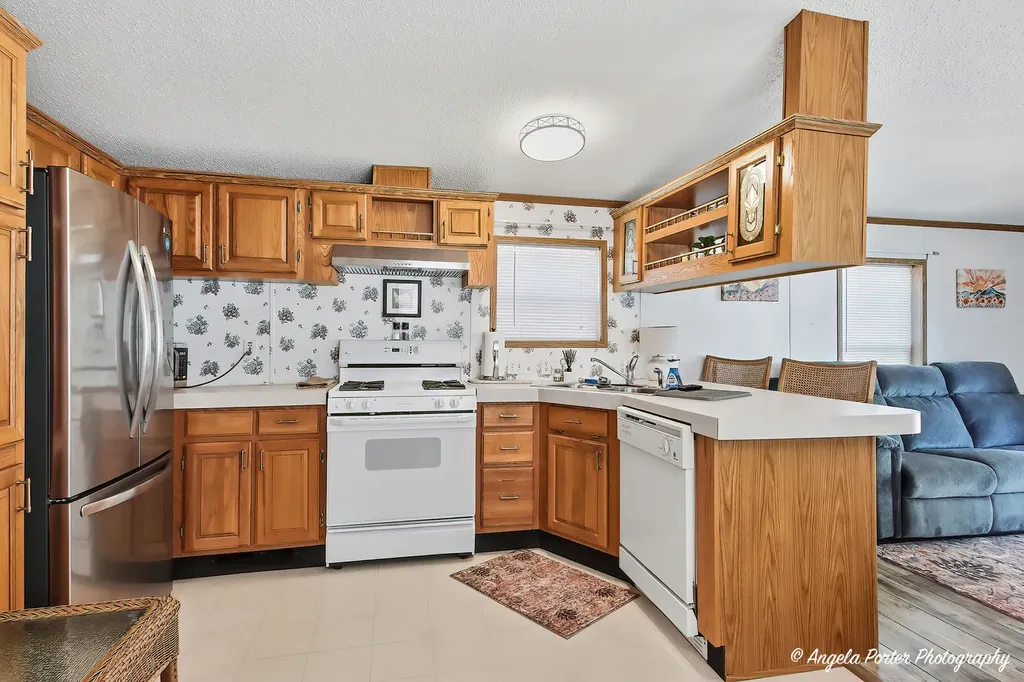 240 Whitney Road Lake Zurich IL 60047