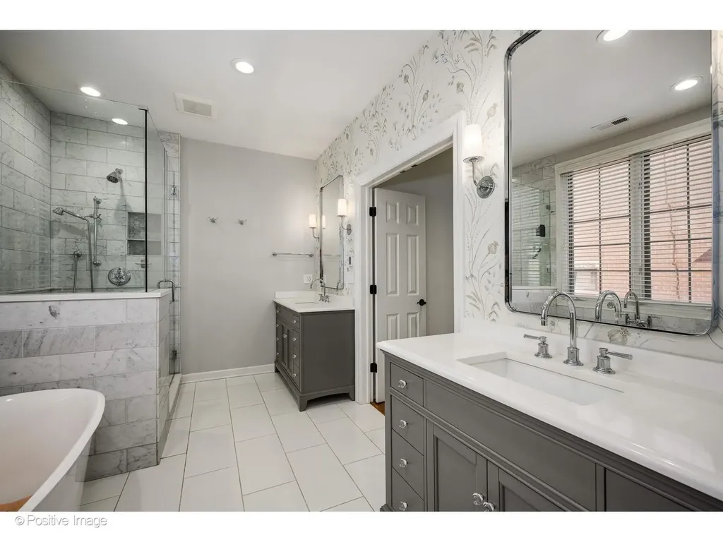 344 West Huron Street Chicago IL 60654