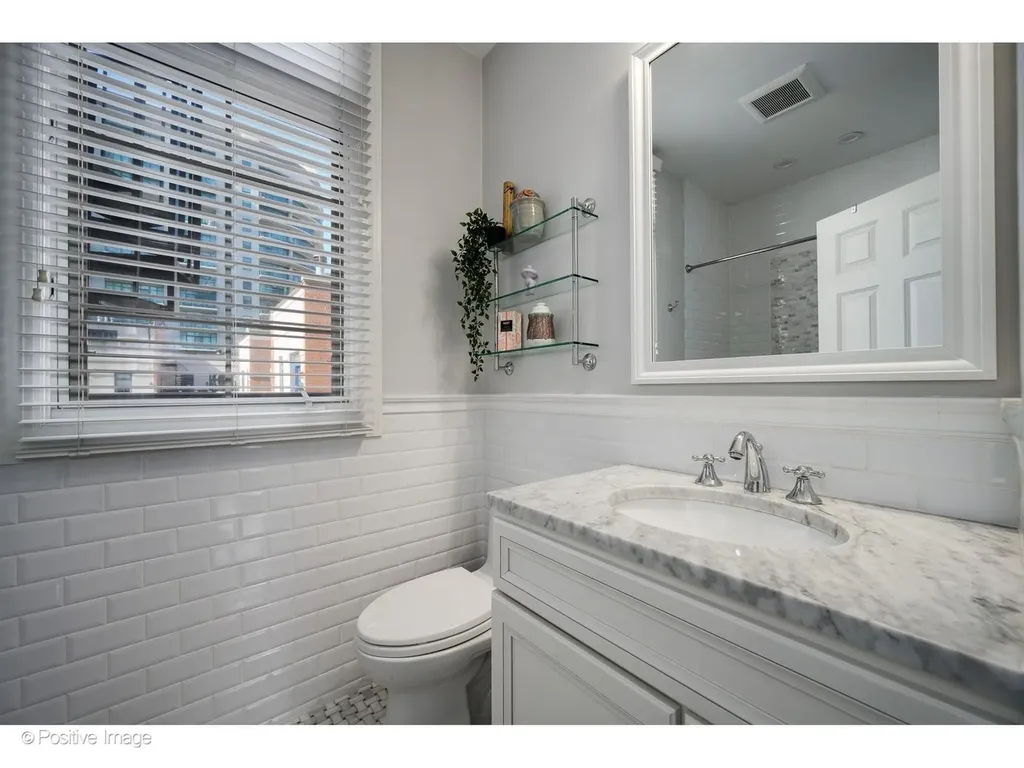 344 West Huron Street Chicago IL 60654