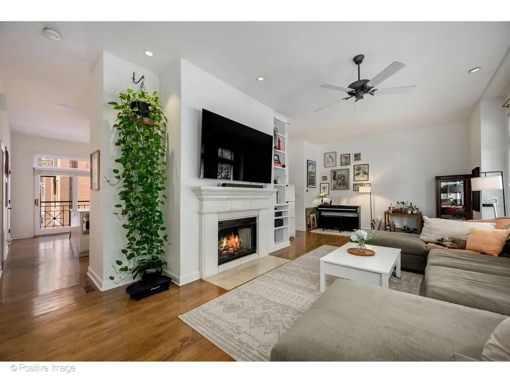 344 West Huron Street Chicago IL 60654