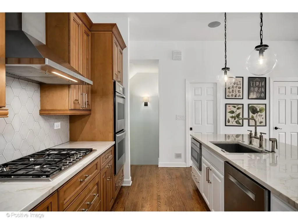 344 West Huron Street Chicago IL 60654