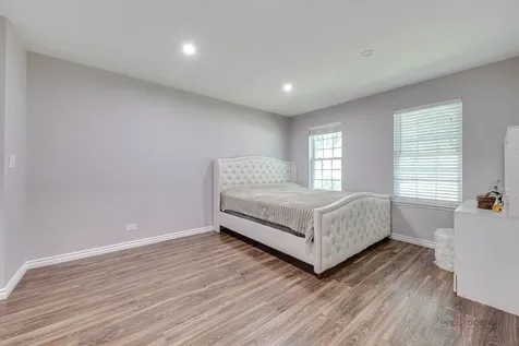 1257 Rosewood Court Schaumburg IL 60193