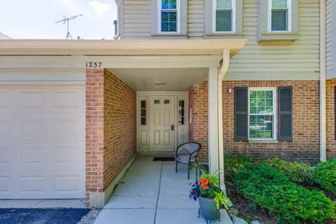 1257 Rosewood Court Schaumburg IL 60193