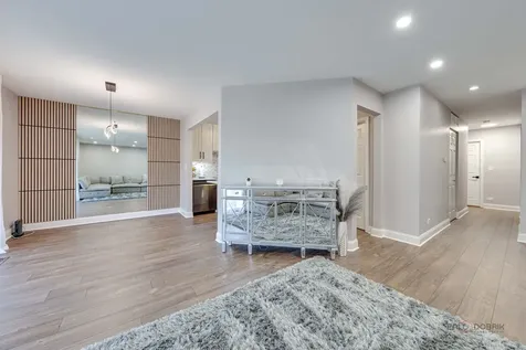 1257 Rosewood Court Schaumburg IL 60193