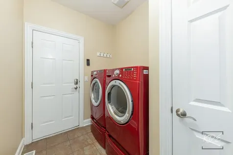 662 Omaha Drive Yorkville IL 60560