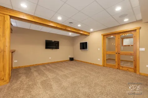 662 Omaha Drive Yorkville IL 60560