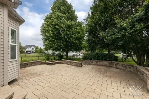 662 Omaha Drive Yorkville IL 60560