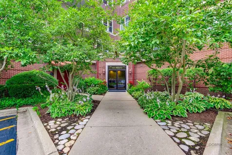 310 East Church Street Libertyville IL 60048
