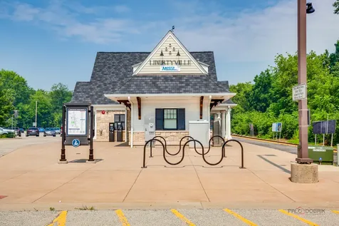 310 East Church Street Libertyville IL 60048