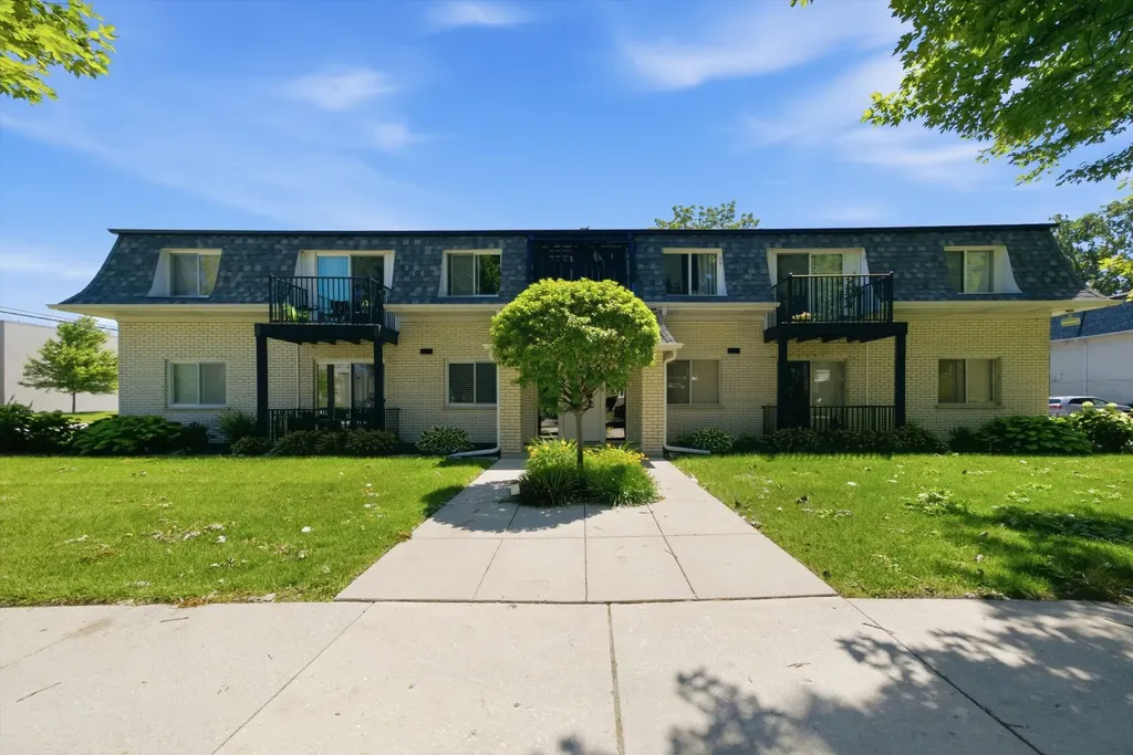 9601 South Karlov Avenue Oak Lawn IL 60453