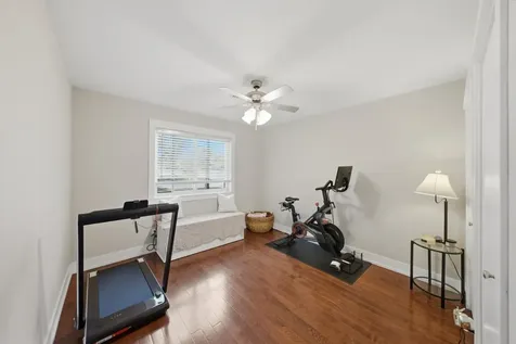 9601 South Karlov Avenue Oak Lawn IL 60453