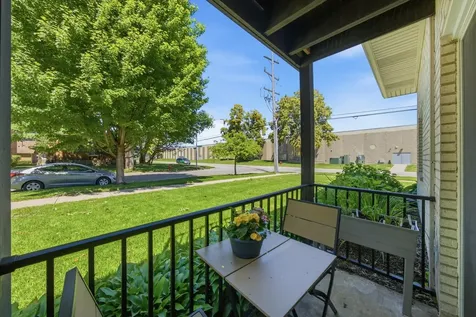 9601 South Karlov Avenue Oak Lawn IL 60453