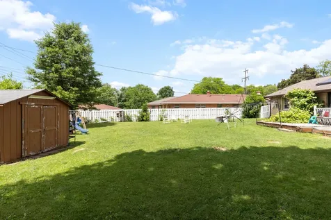 320 Dawn Avenue Rockford IL 61107