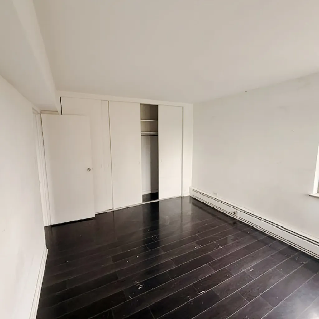 7337 South South Shore Drive Chicago IL 60649