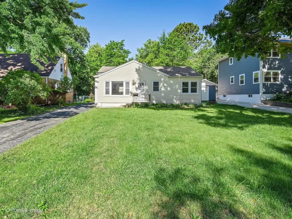 4342 Washington Street Downers Grove IL 60515