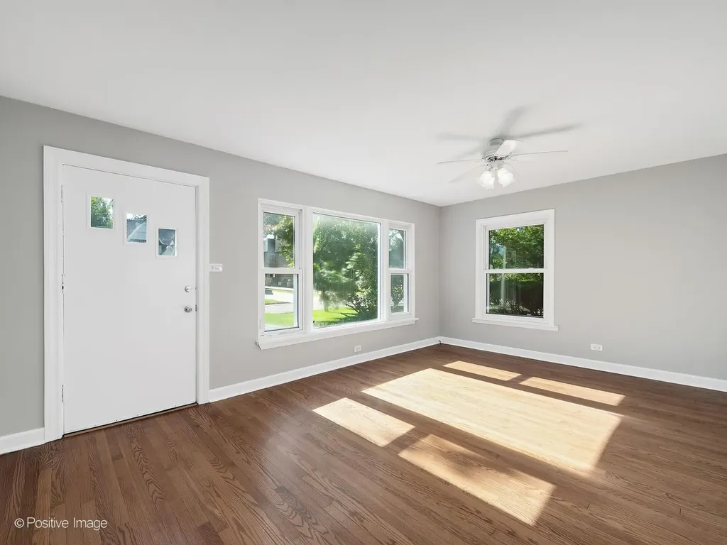 4342 Washington Street Downers Grove IL 60515