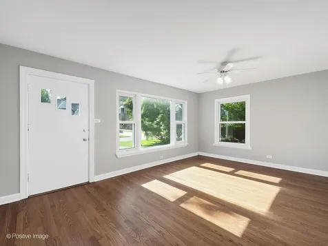 4342 Washington Street Downers Grove IL 60515