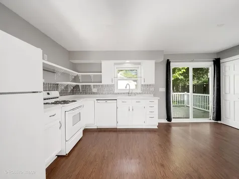 4342 Washington Street Downers Grove IL 60515