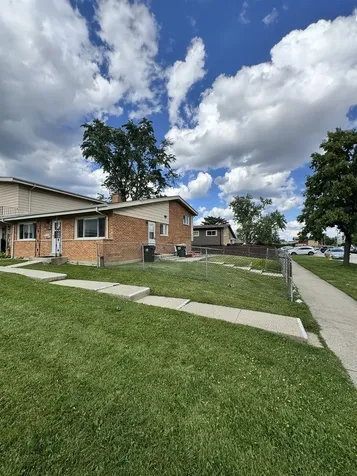 7030 West Carol Avenue Niles IL 60714