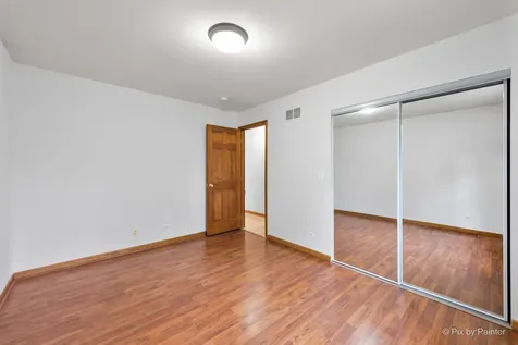5214 Parkview Drive Mccullom Lake IL 60050
