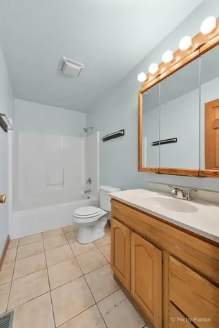 5214 Parkview Drive Mccullom Lake IL 60050
