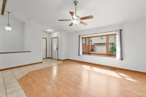 5214 Parkview Drive Mccullom Lake IL 60050