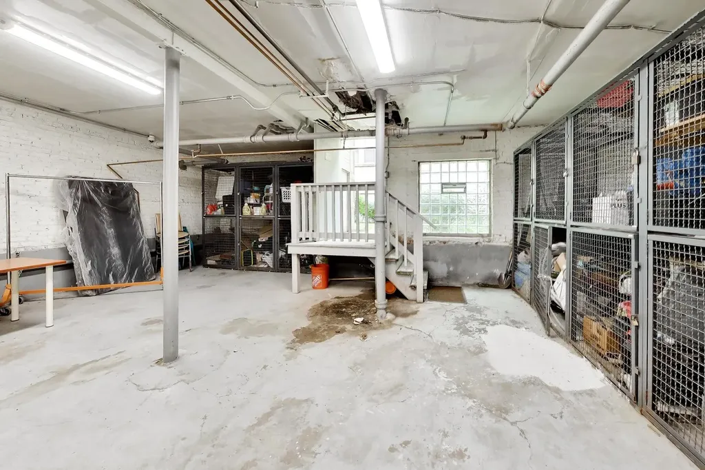 6446 North Claremont Avenue Chicago IL 60645