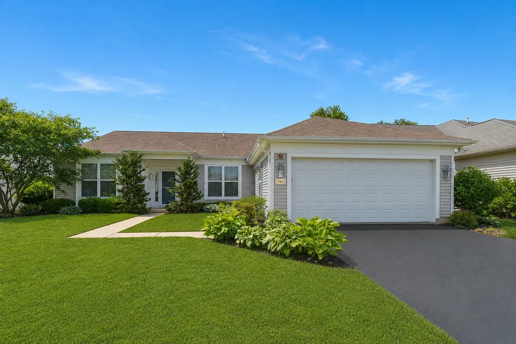 13453 East Grainery Lane Huntley IL 60142