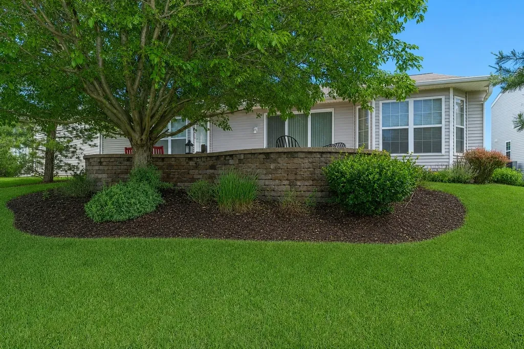 13453 East Grainery Lane Huntley IL 60142