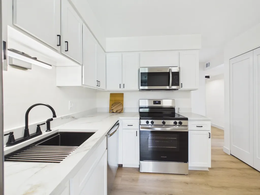 4525 Blackhawk Lane Lisle IL 60532