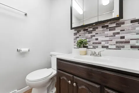 2736 East 127th Street Chicago IL 60633