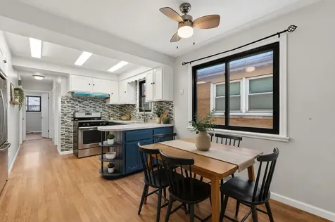 2736 East 127th Street Chicago IL 60633