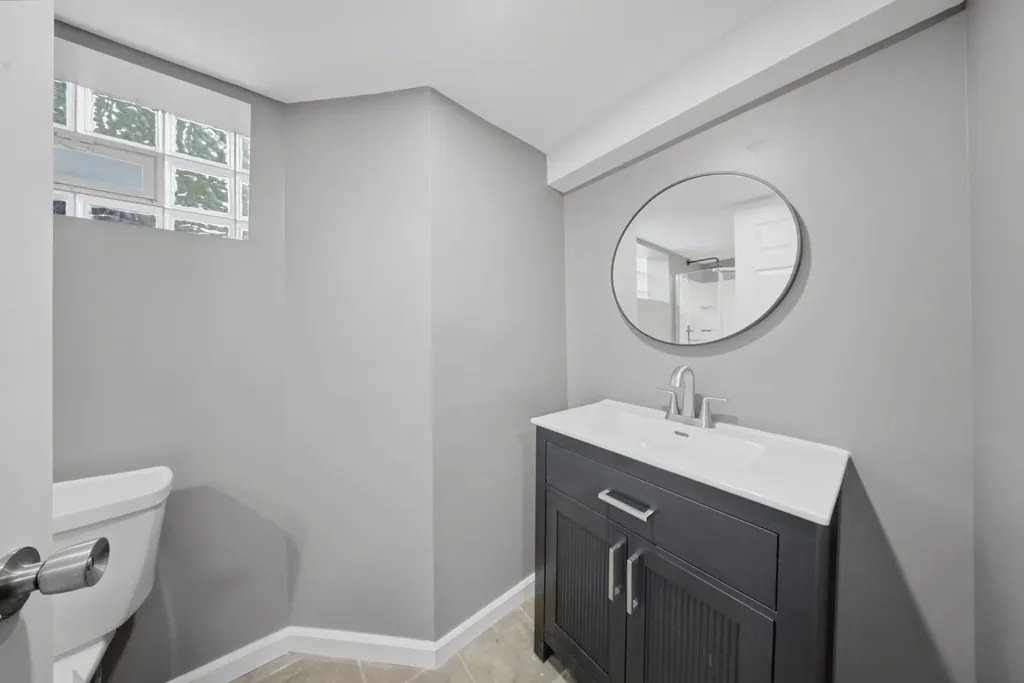 4801 South Lamon Avenue Chicago IL 60638