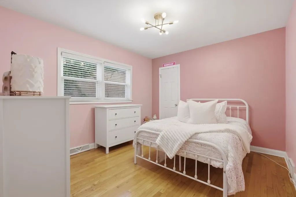 4801 South Lamon Avenue Chicago IL 60638
