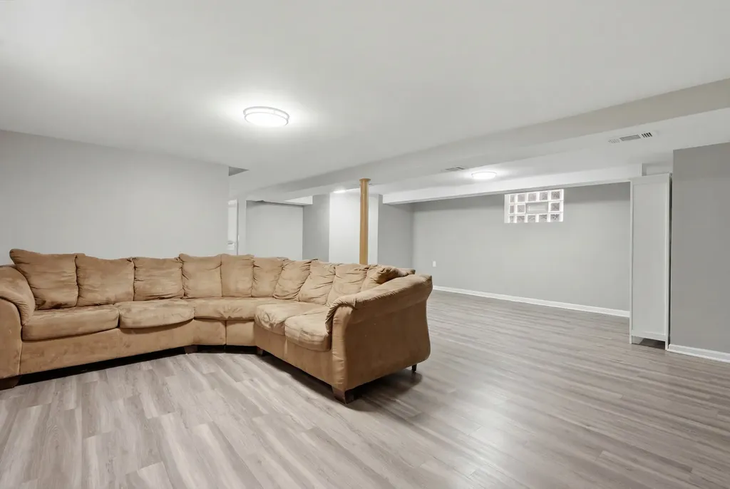 4801 South Lamon Avenue Chicago IL 60638
