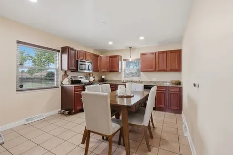 4801 South Lamon Avenue Chicago IL 60638