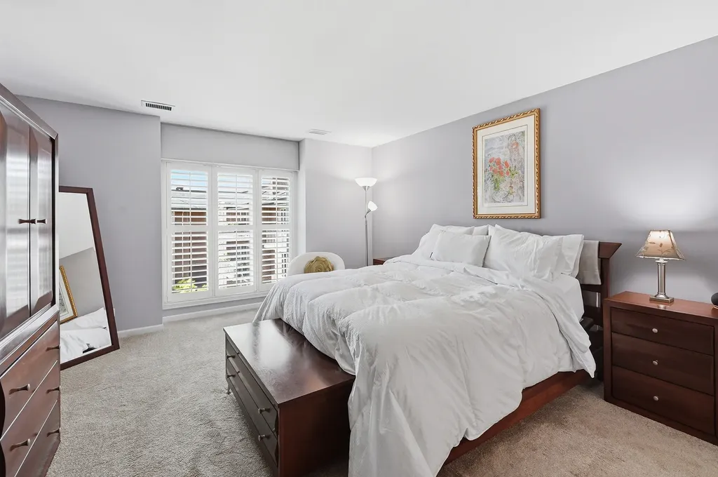 6 Oak Brook Club Drive Oak Brook IL 60523