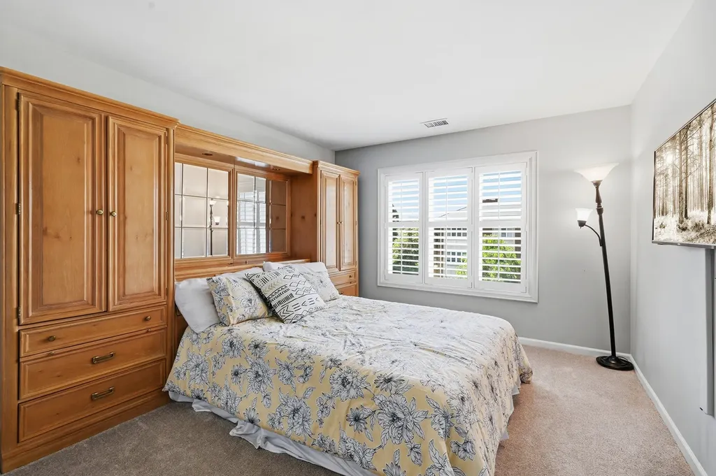 6 Oak Brook Club Drive Oak Brook IL 60523