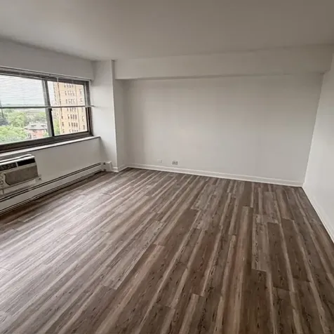 7337 South South Shore Drive Chicago IL 60649