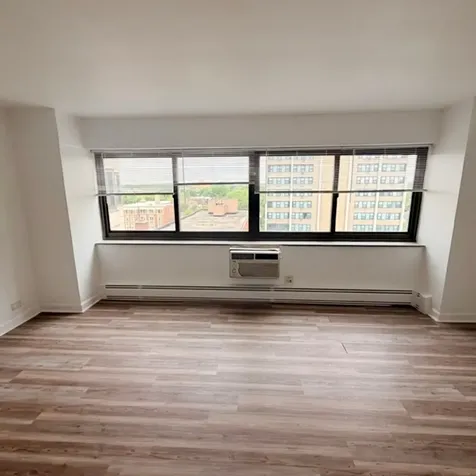 7337 South South Shore Drive Chicago IL 60649