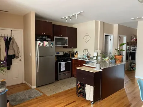 1902 West North Avenue Chicago IL 60622