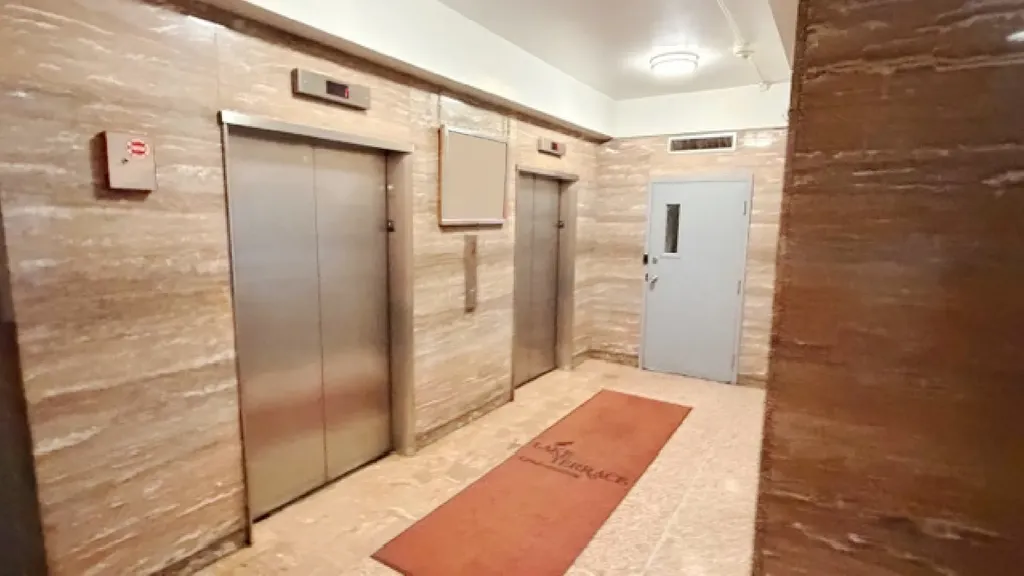 7337 South South Shore Drive Chicago IL 60649