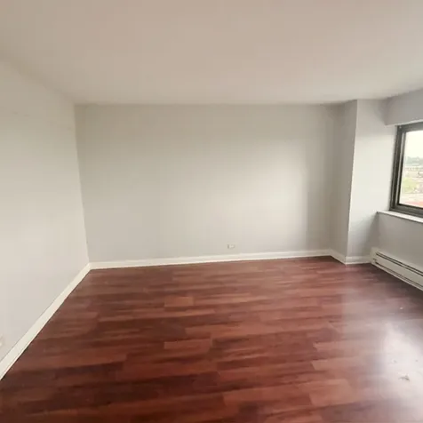 7337 South South Shore Drive Chicago IL 60649